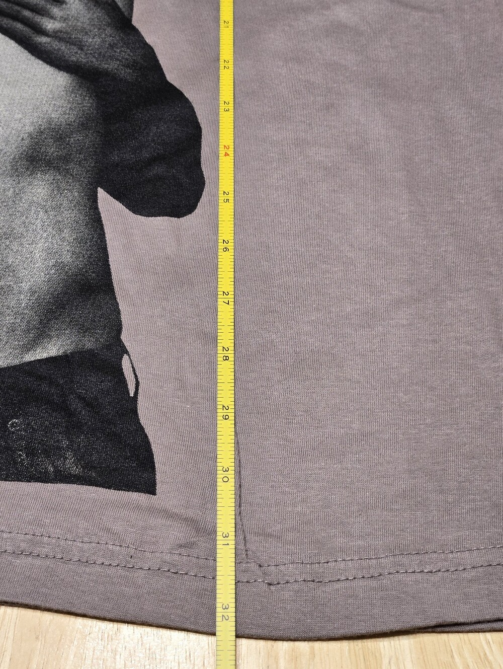 Psych Comic-Con 2011 Gray T-Shirt - Size XL - Original New - SDCC - Picture 6 of 9